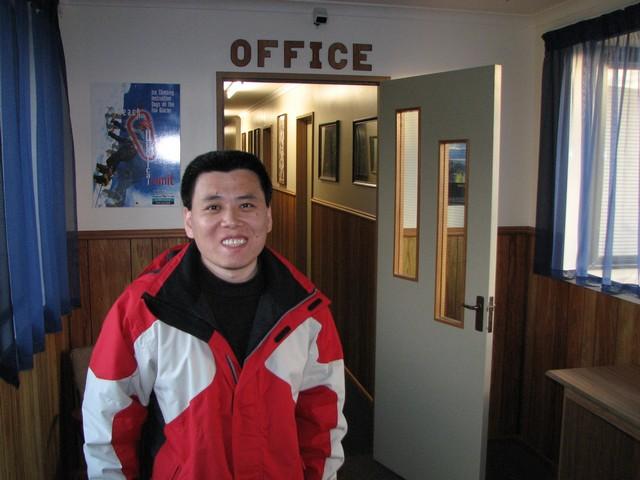 2007-06-18 NZ Haast Bo IMG_0220 Bo, an Australian who works in China, visiting the glacier country